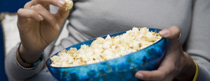 snacking-popcorn